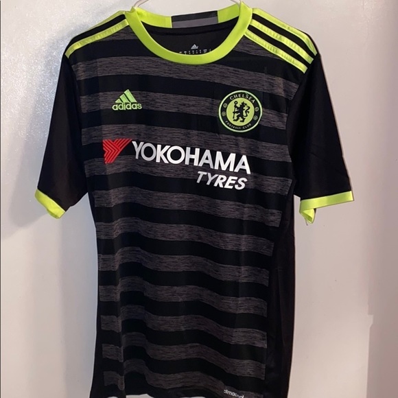 2016 Chelsea Away Jersey - Picture 8 of 9